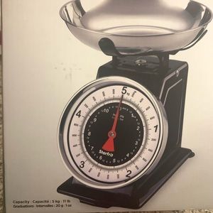 Starfrit retro kitchen scale capacity 5kg/11lb brand new in box